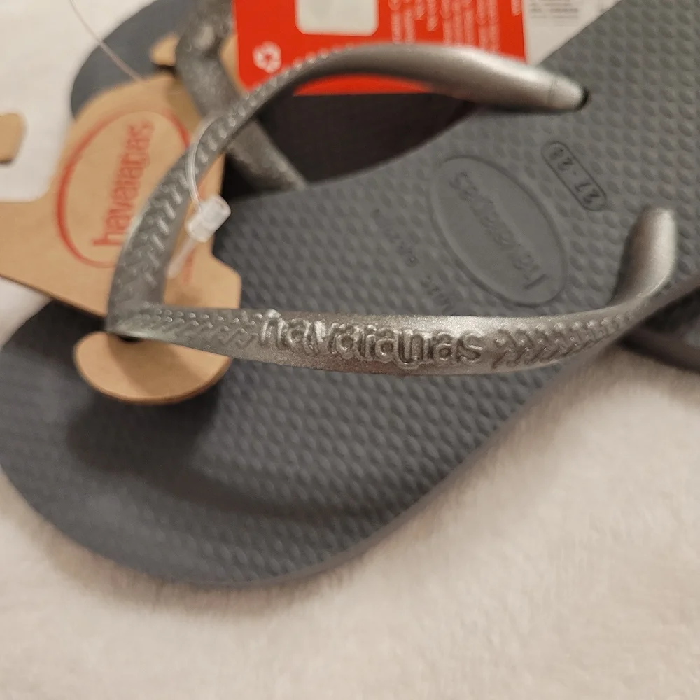 Havaianas Kid’s Flip Flops New Size US 11/12c or 27-28 or EU 29/30 - Picture 2 of 6